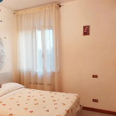 Apartment Elegante Con Pianoforte! *